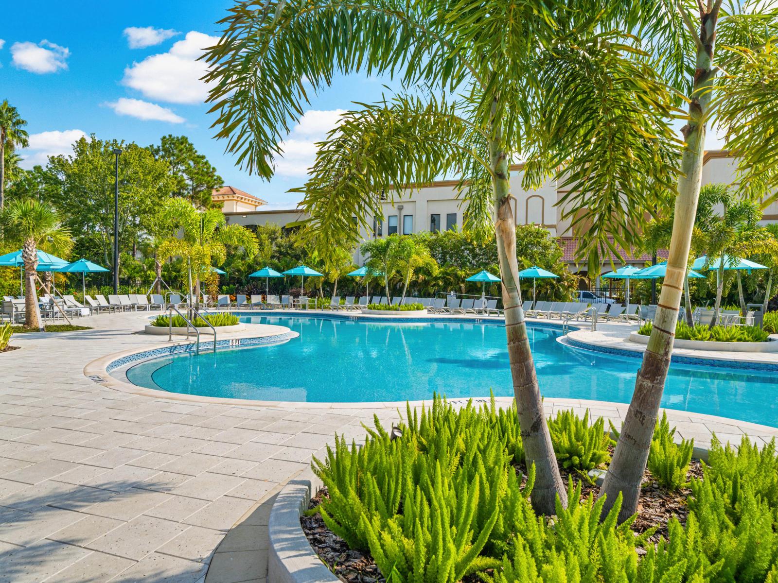 Vista Cay Isles resort pool