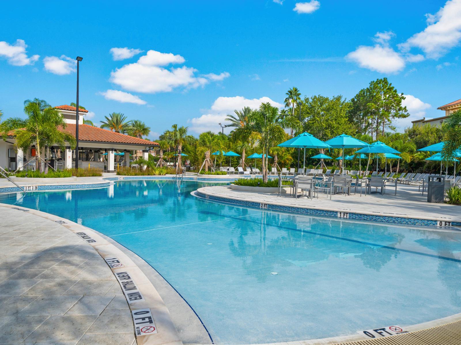 Vista Cay Isles resort pool with zero entry