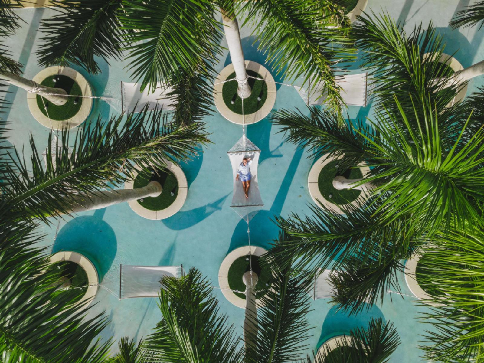 Four Seasons Hotel Miami Pool Hammock 4
