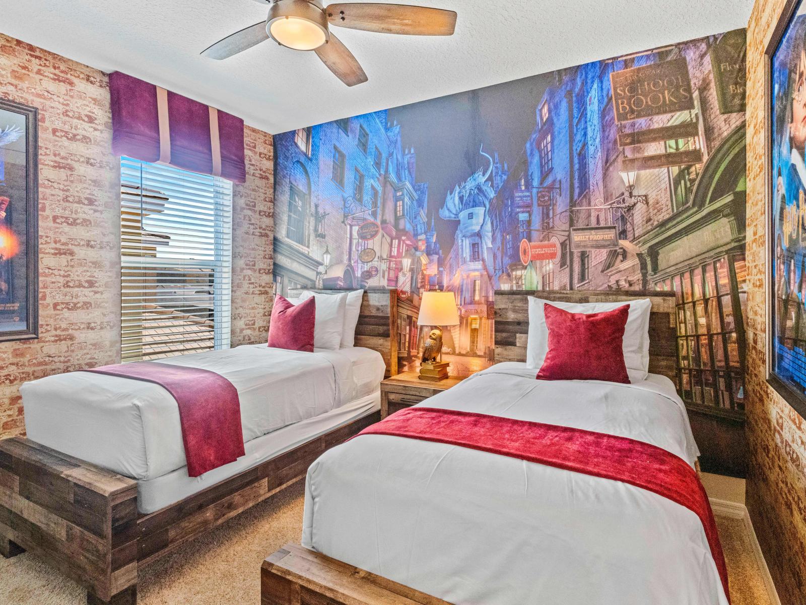 Harry Potter Theme of the home in Davenport Florida - Bedroom with a cozy ambiance, blending comfort and aesthetics - 2 comfy single beds for relaxation - Thoughtfully designed for comfort and style