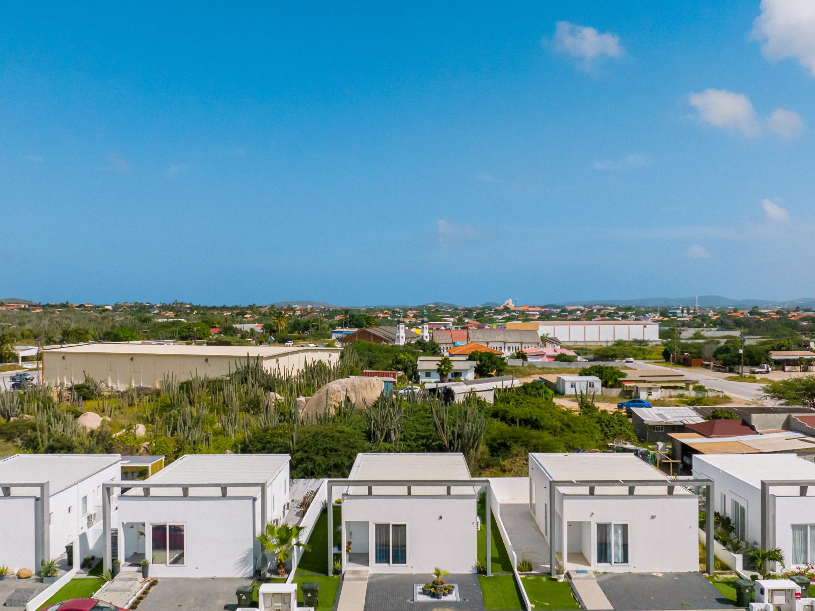 Home Neighborhood in Oranjestad Aruba - Peaceful neighborhood - Modern design homes - Perfect place to relax and have fun time