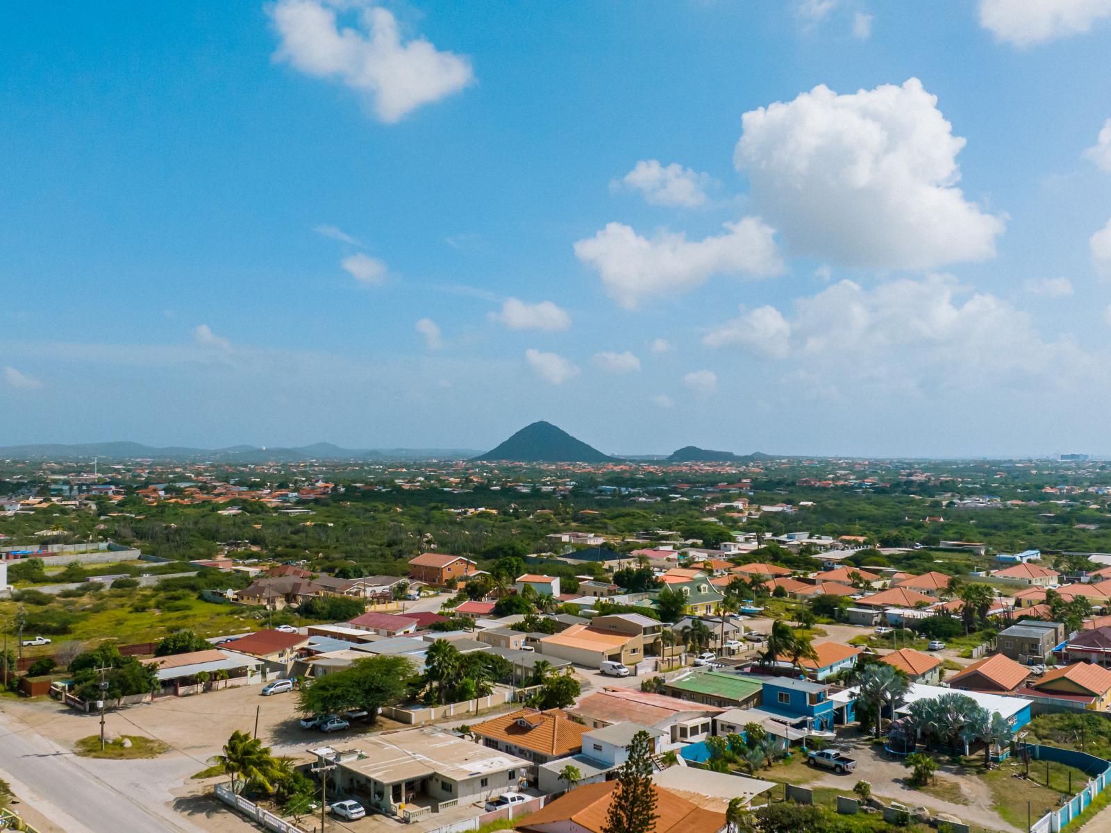 Great location in Oranjestad Aruba - Peaceful Area - Bird Eye view - Quite neighborhood