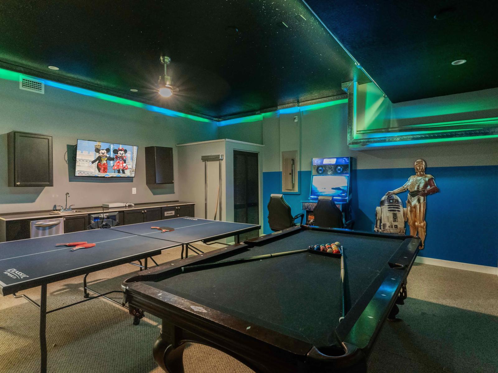 The game room, with table tennis and billiards facilities  offer guests a delightful opportunity for recreation and friendly competition.