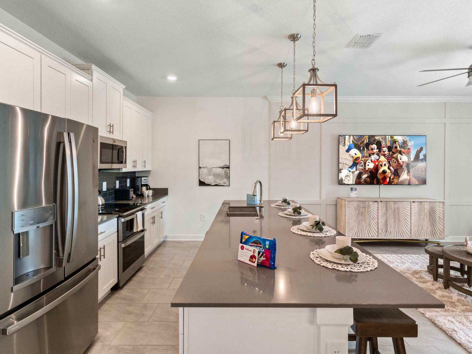 Prepare gourmet delights and make memories in the fully equipped kitchen – where every culinary creation is crafted amidst modern amenities and boundless inspiration. Cook, laugh, and savor the moments.