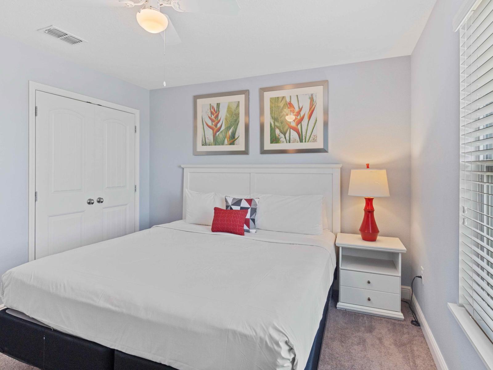 Charming bedroom of the home in Davenport Florida - Plush double bed for restful nights - Bedroom offering comfort and style - Bedroom with a cozy ambiance, blending comfort and aesthetics