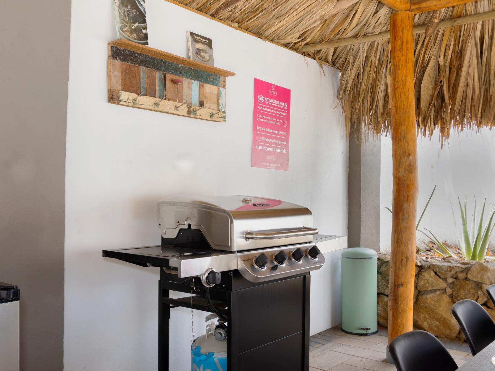 Outside BBQ grill of the 3BR house in Noord Aruba - Dining Area for Added convenience - A spot for everyone to gather and have great time