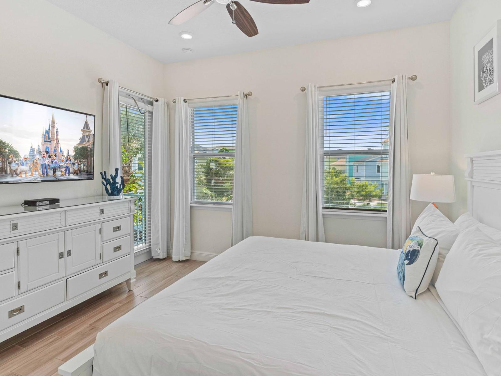 - Opulent bedroom of the townhouse in Reunion Florida