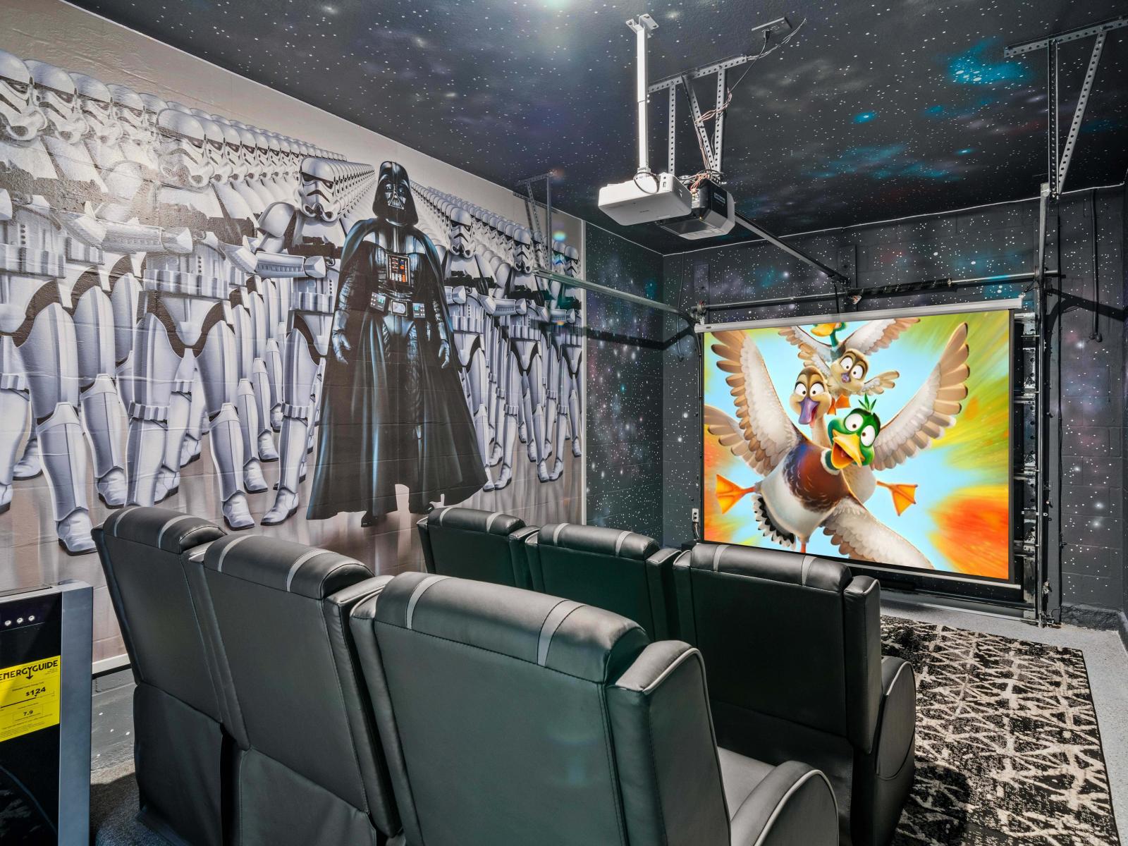 Amazing theater room of the Home in Davenport Florida - Experience luxury in our Airbnb movie theater room - where cinematic excellence meets comfort - Providing an extraordinary movie night
