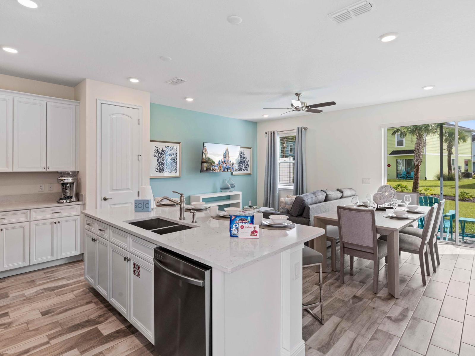 Delightful kitchen of the cottage in Kissimmee Florida - Harmonious blend of practicality and contemporary aesthetics - A kitchen that seamlessly combines style, functionality, and convenience