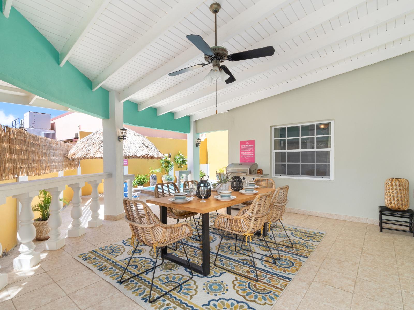 Elegant Outdoor dining area of the 3BR House in Noord Aruba - Gather 'round for al fresco feasts! - Share delicious meals  - create cherished memories