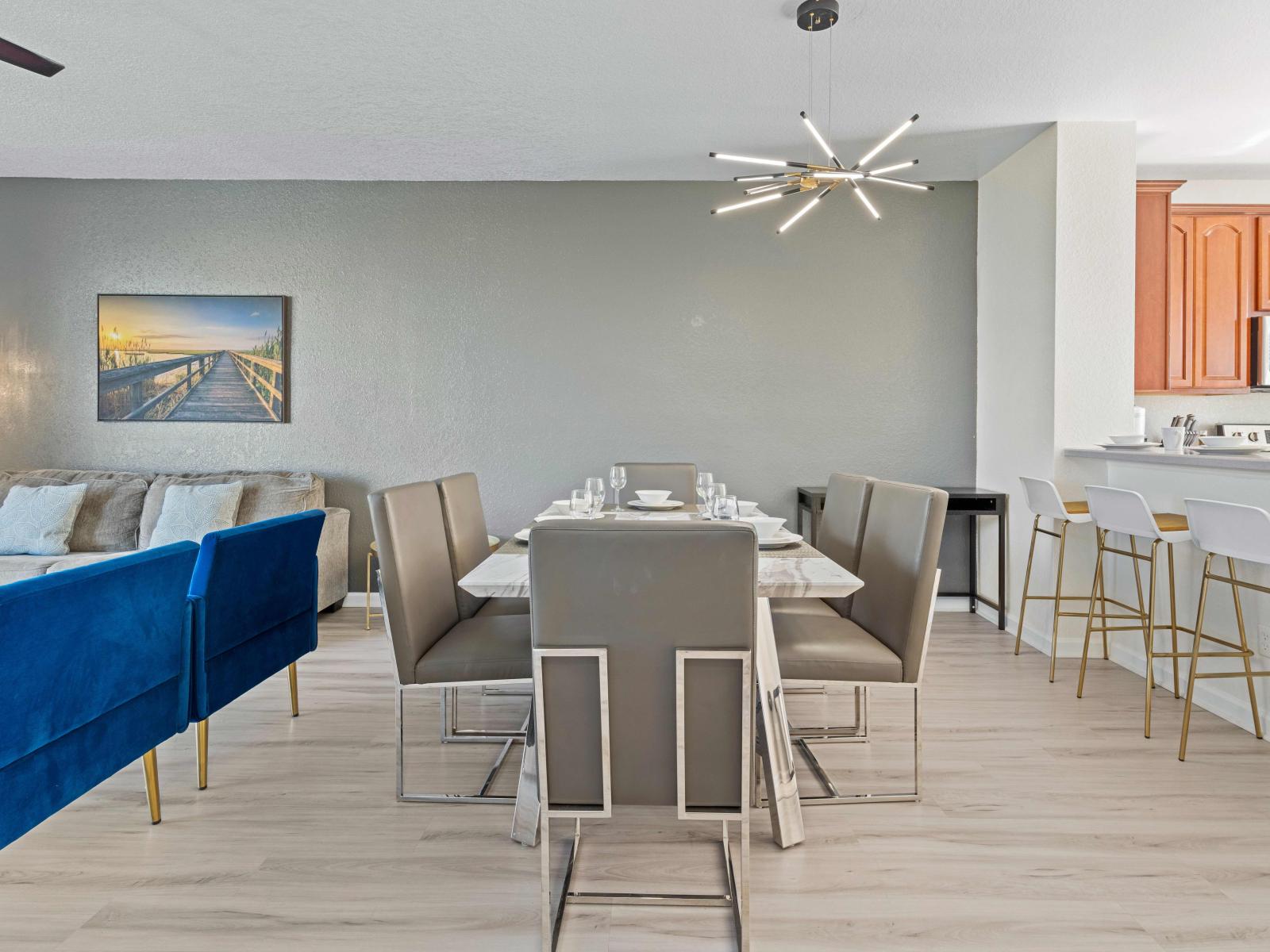 Experience seamless entertaining in our open-concept dining area of the townhouse at Vista Cay Resort - Enjoy panoramic vistas of the meal at our beautiful 6 persons dinning - Impress your guests with formal dining in our elegant dining area