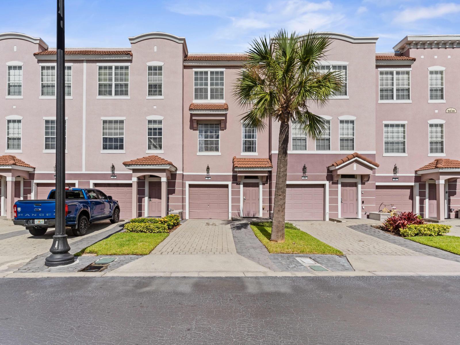 Exterior charm at Vista Cay Resort: A welcoming facade that beckons with its blend of modern architecture and timeless appeal, promising a haven of relaxation and luxury within.