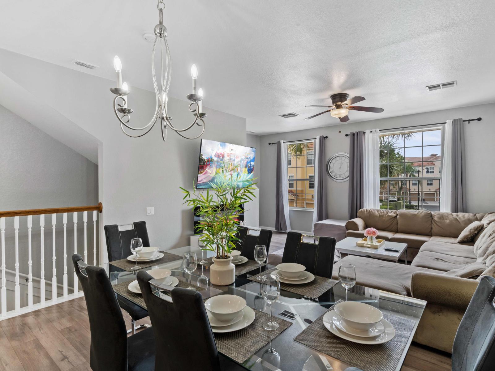 Bright Dining and Kitchen of the townhouse in Orlando Florida - Seamless connection to the kitchen for convenience - 6 Persons Dining - Elegantly curated decor that transforms spaces into havens of beauty