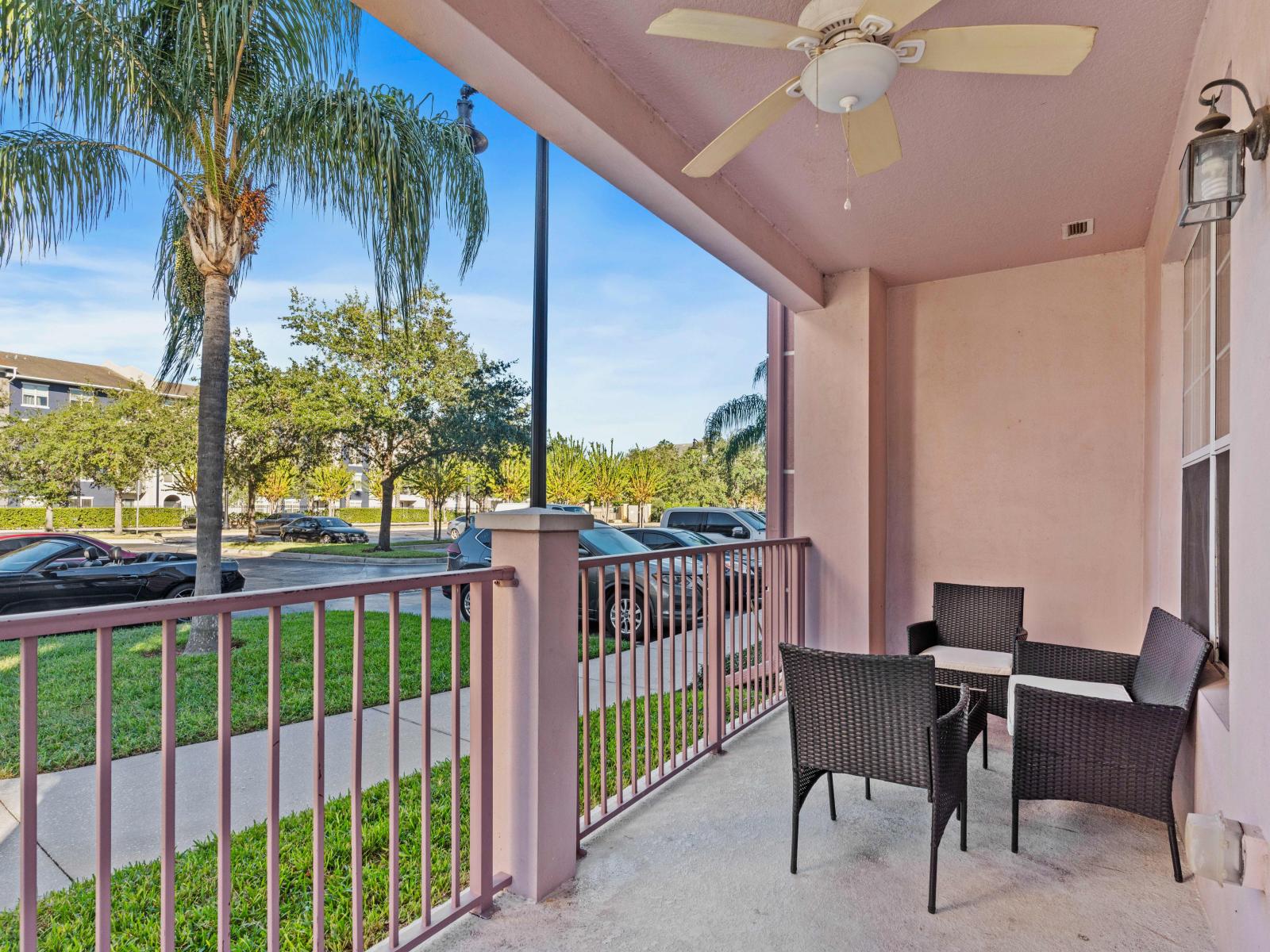 Step out onto this balcony and immerse yourself in the vibrant atmosphere of Vista Cay Resort. With the clubhouse and main pool just steps away, enjoy convenient access to resort amenities and endless relaxation.