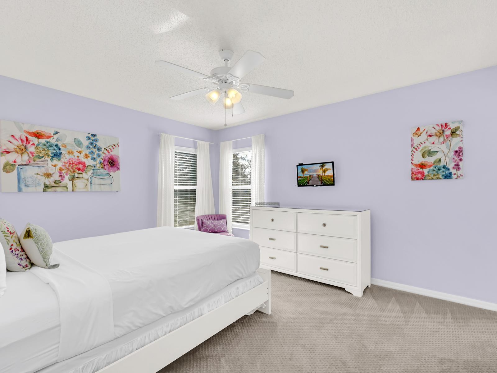 Relaxing Bedroom of the Home in Kissimmee Florida - Comfy Double bed  - Attached bathroom for privacy - Smart TV and Netflix