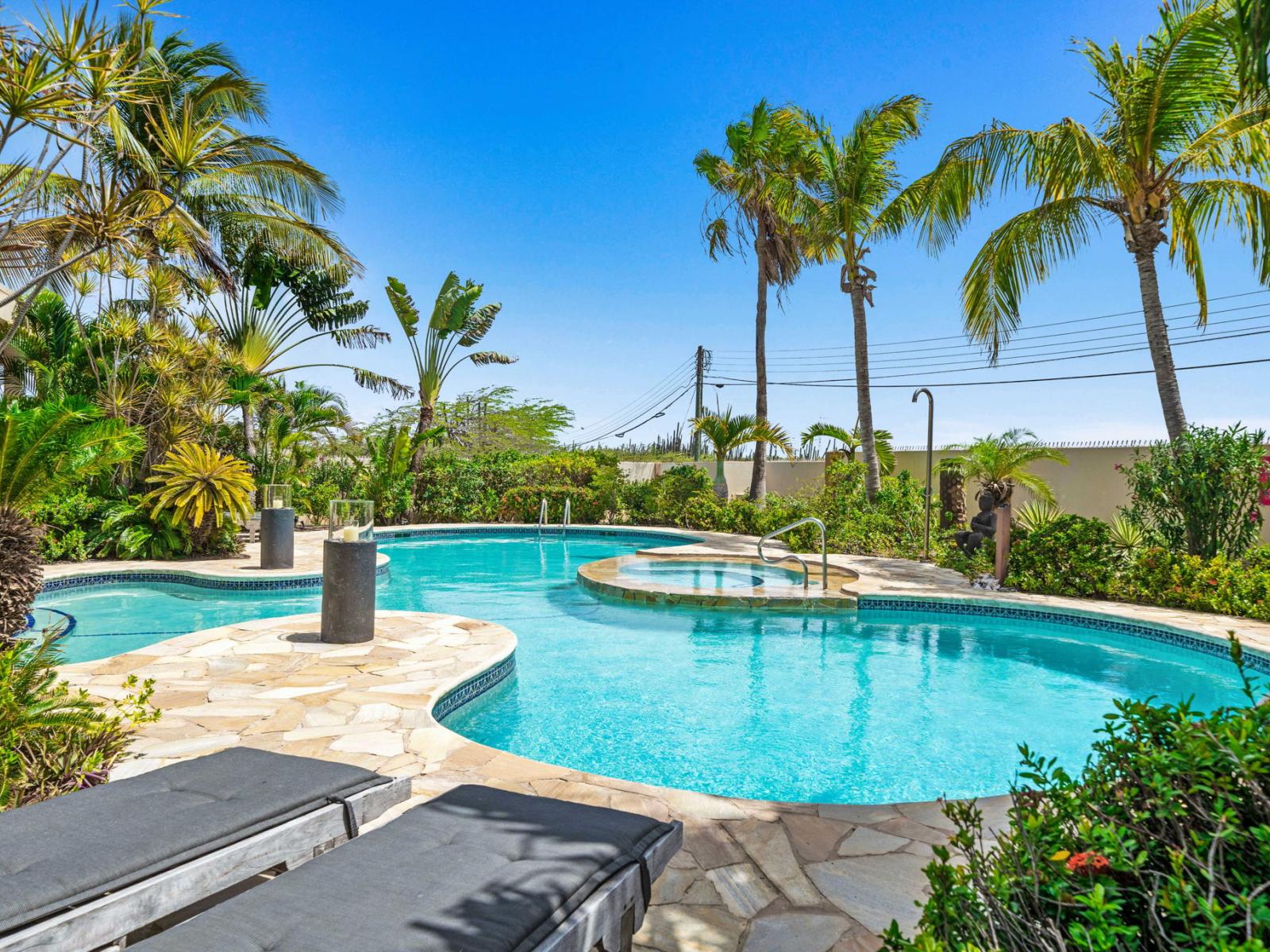 Spacious pool perfect for entertainment for the whole family