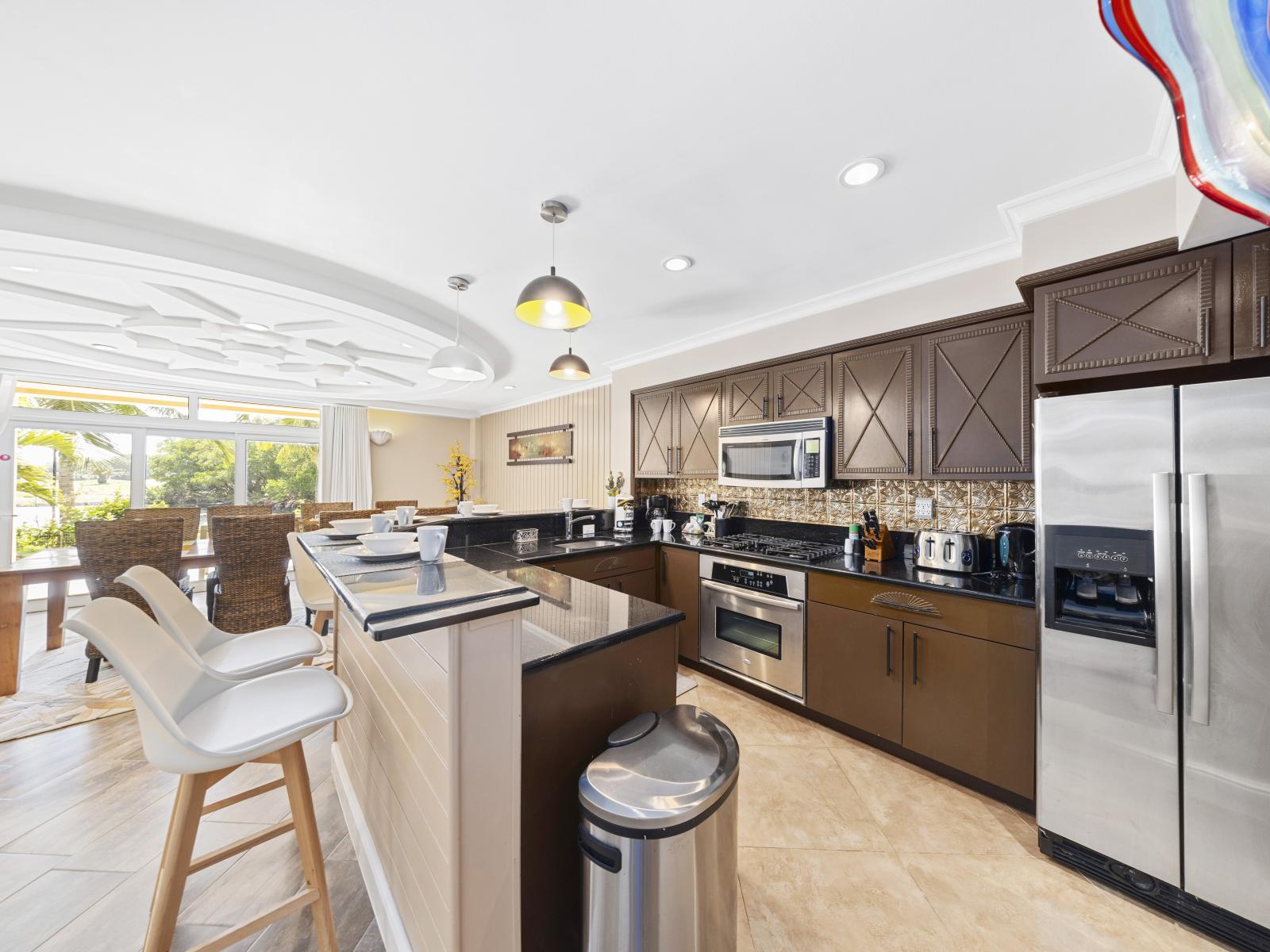 Fully Equipped Kitchen with Modern Appliances