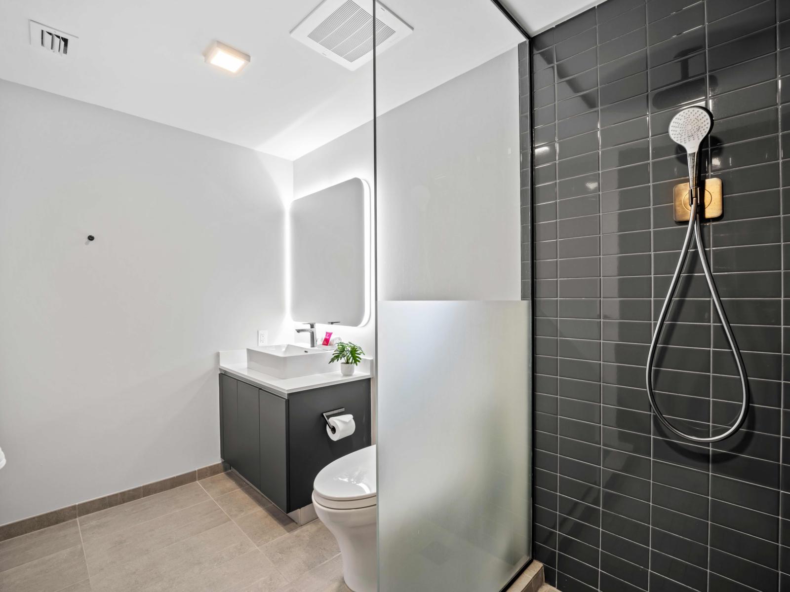 Full bath w/ walk in shower - Big and spacious bathroom with walk-in shower, you will surely have enough space to experience a hassle-free vacation.