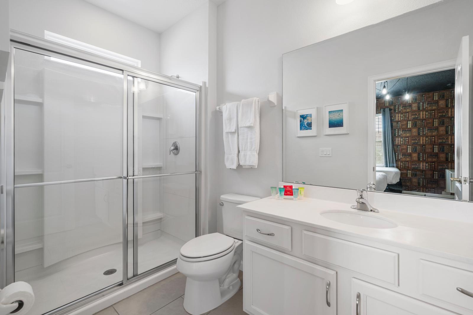 Bathroom 5 with a walk-in shower