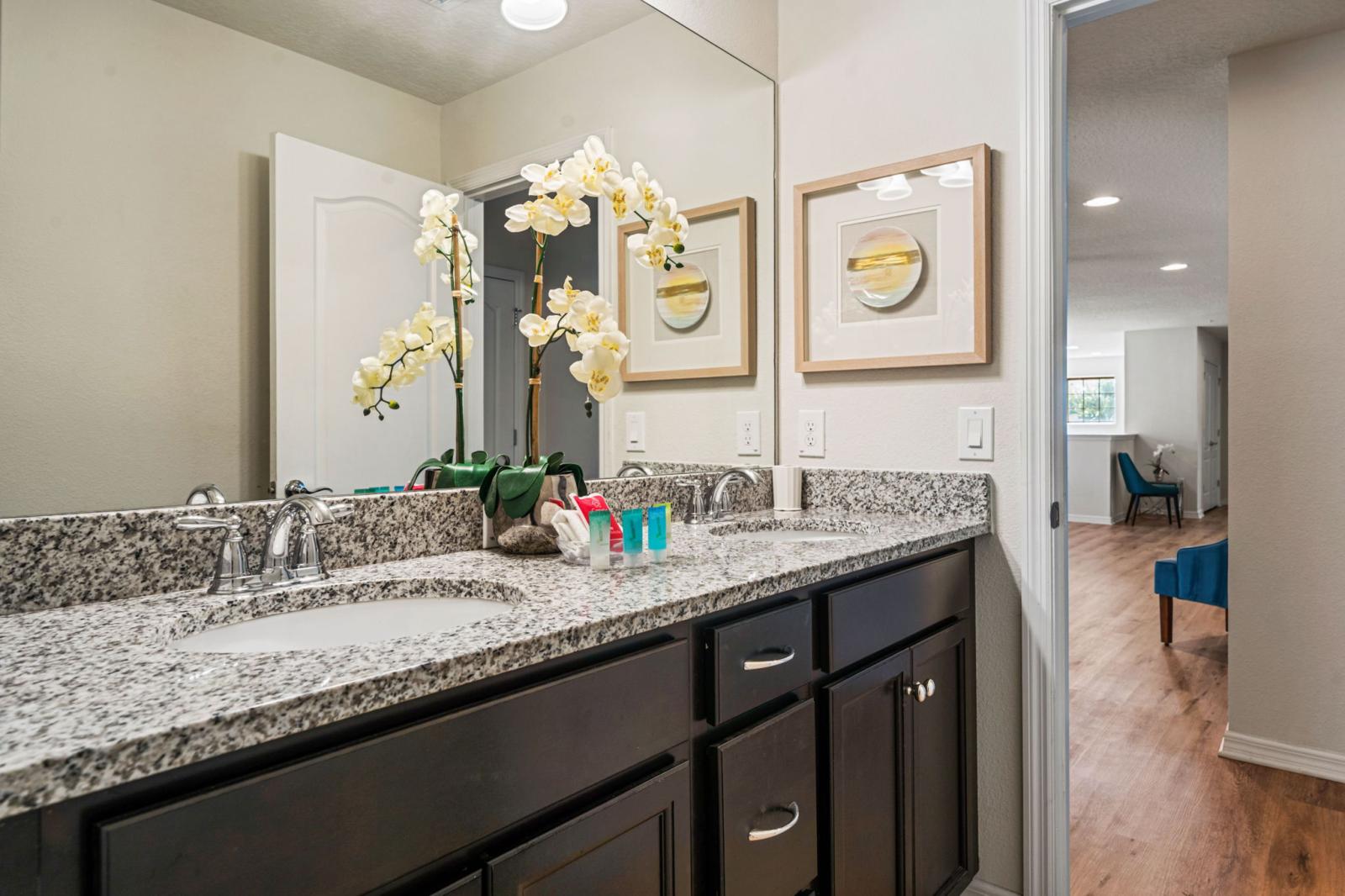 Bathroom 4 with a bathtub and a shower combination