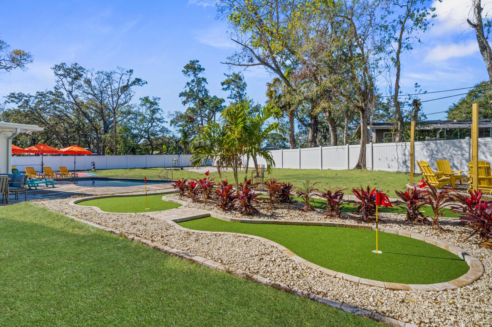 Your exclusive private 4-hole mini-golf course!