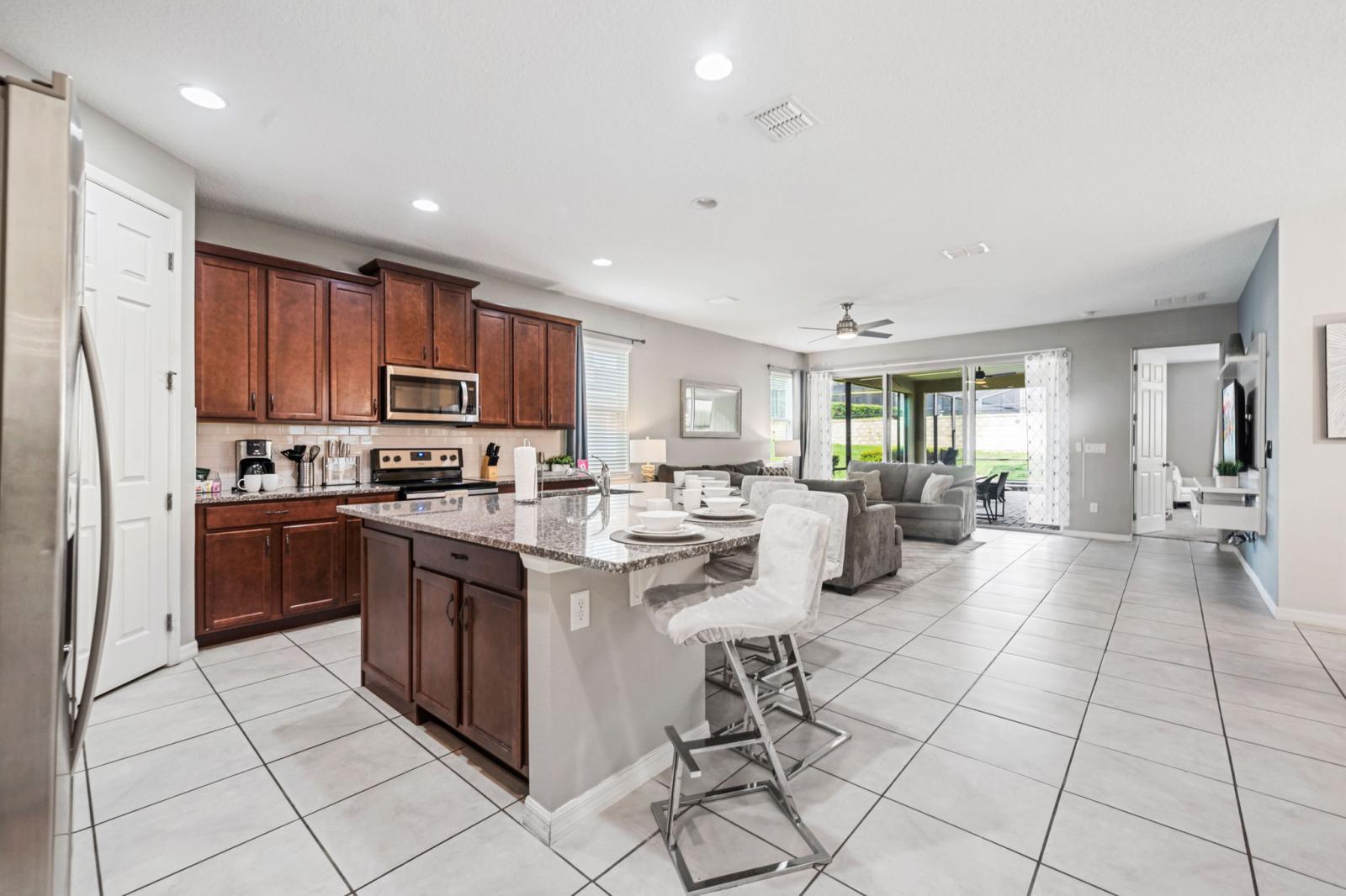 Fully equipped kitchen