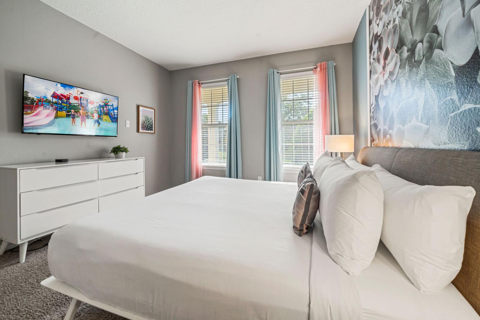 Modern bedroom 1 with a king size bed