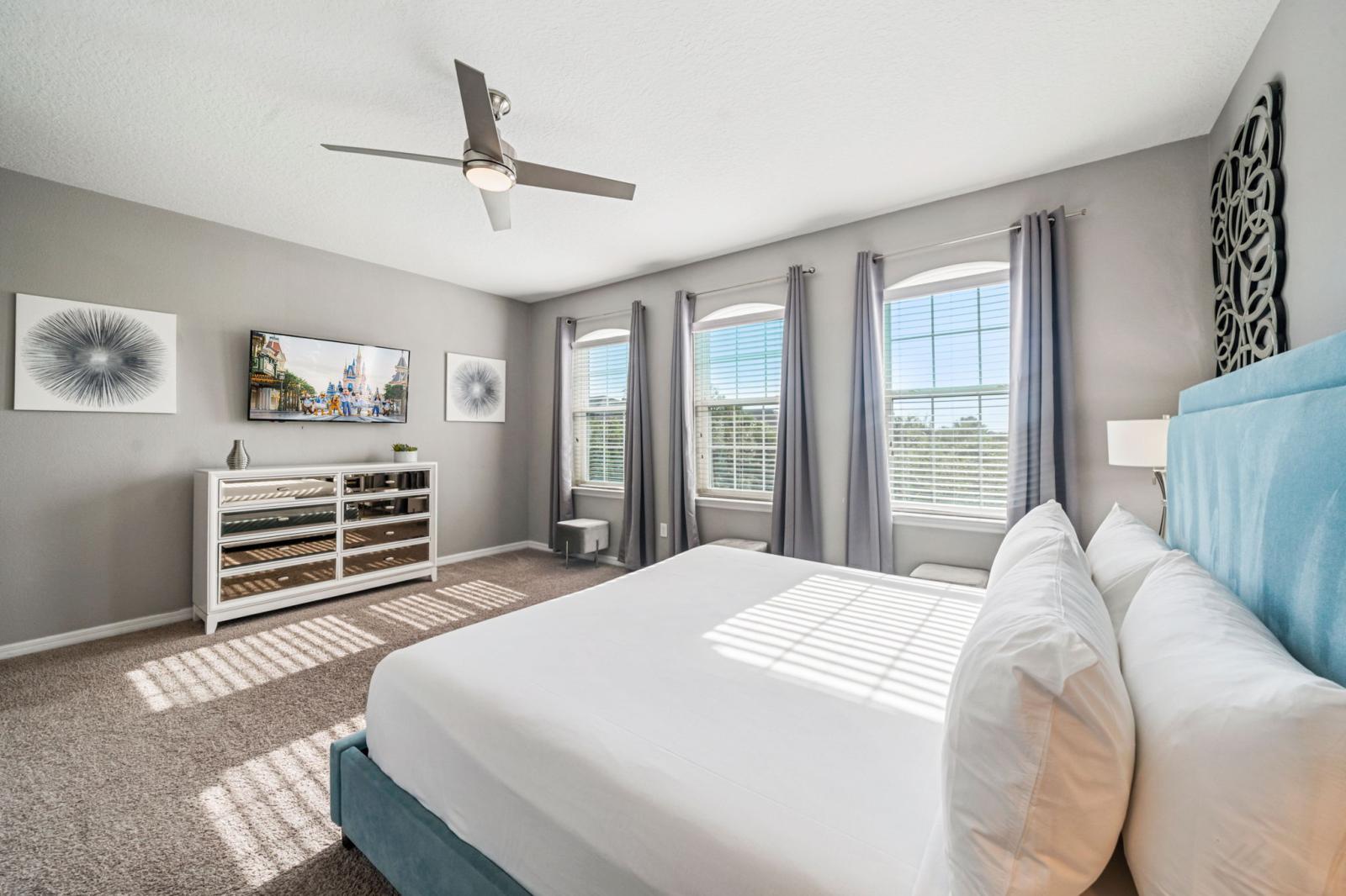 Bedroom 4 very spacious with king size bed and a private bathroom