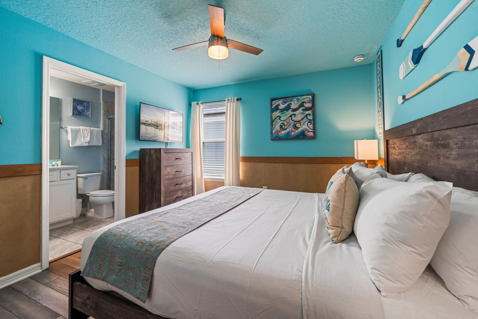 Bedroom 3 with a king size bed and a private bathroom