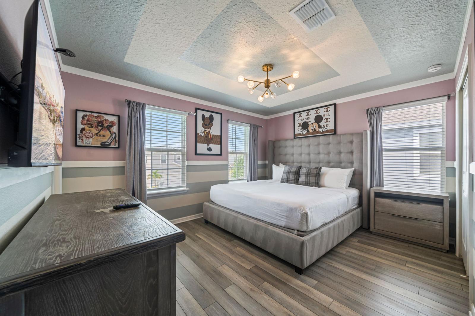 Bedroom 8 with a king size bed and a private bathroom