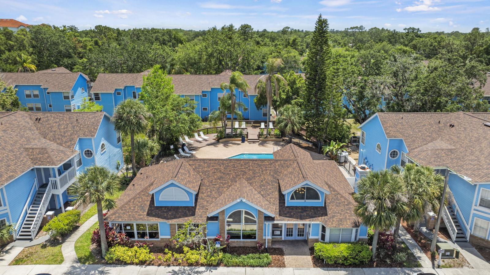 🏖 Resort-Style Amenities in a Lush Setting – The Villas at Somerset offer tropical landscaping, tall palms, and a private POOL area perfect for relaxing after a day at the parks. A true escape just 5 miles from Disney. #PoolsideParadise #FamilyFriendlyFun 
