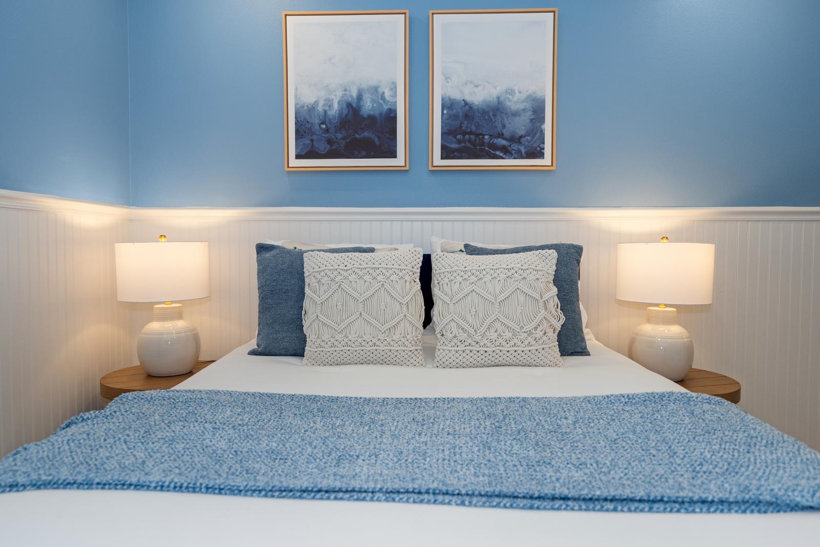 Bedroom 2with a king size bed and a private bathroom