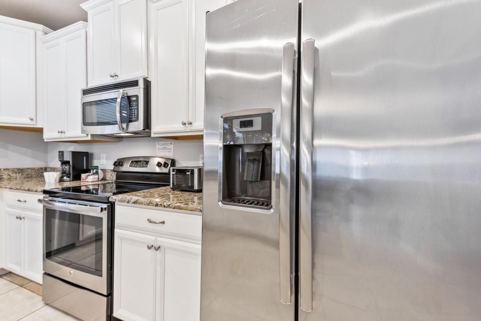 Fully equipped kitchen