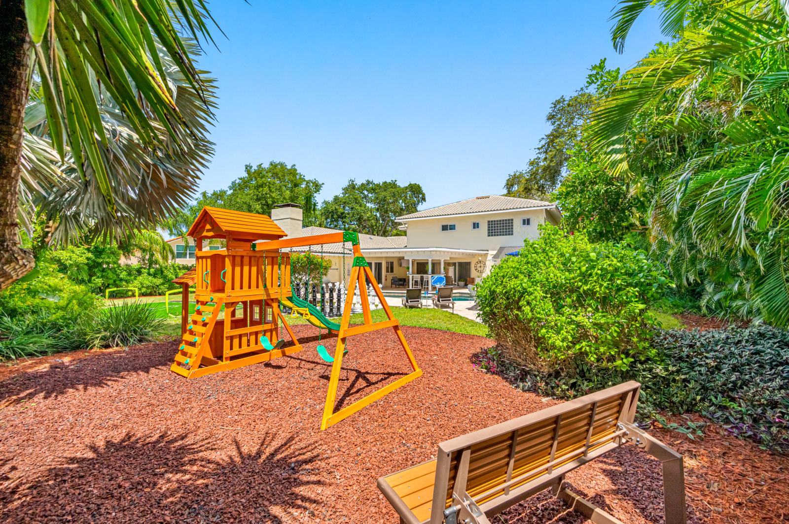 2336 kings point dr largo 19 wjjmio.png