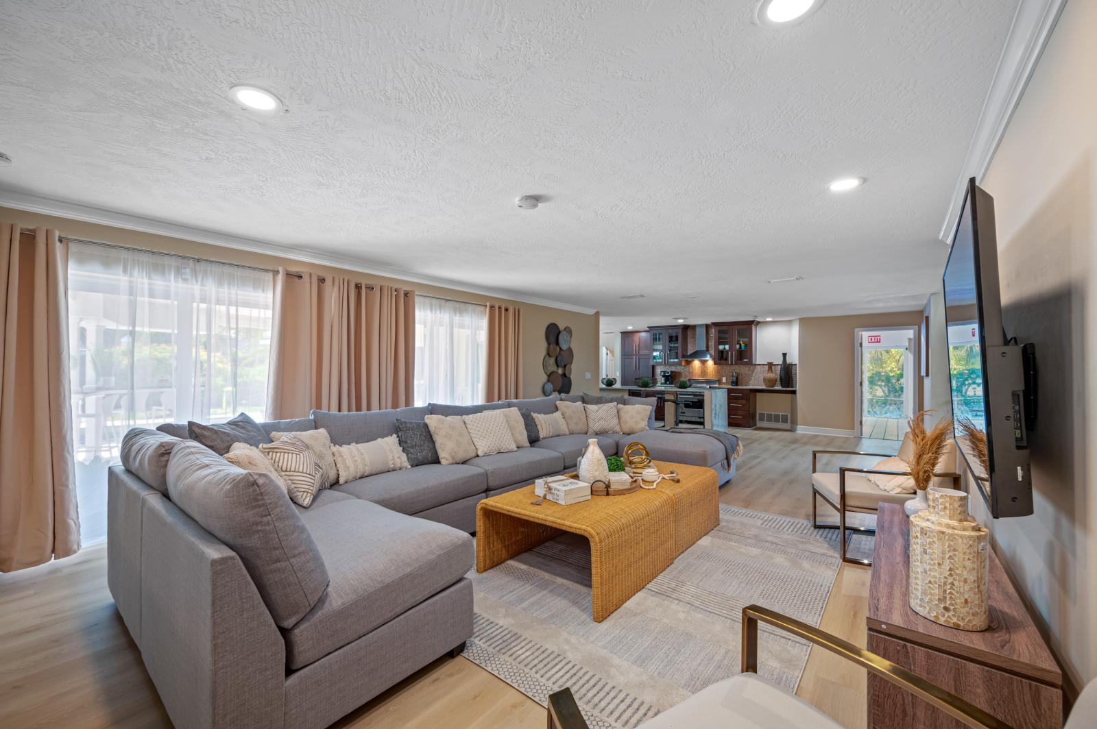 2336 kings point dr largo 46 o3ov7c.png
