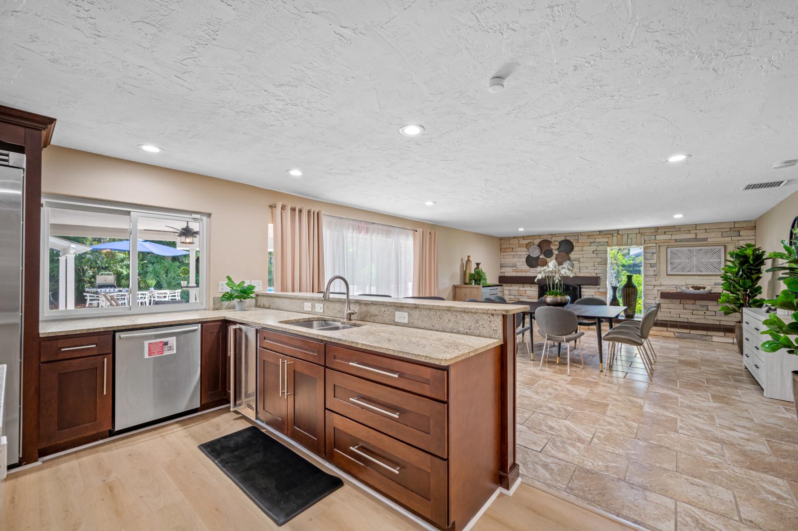 2336 kings point dr largo 53