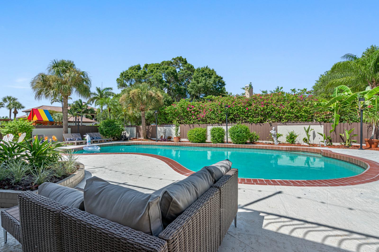 2341 kings point dr largo fl 33774 52 uabvfv.png