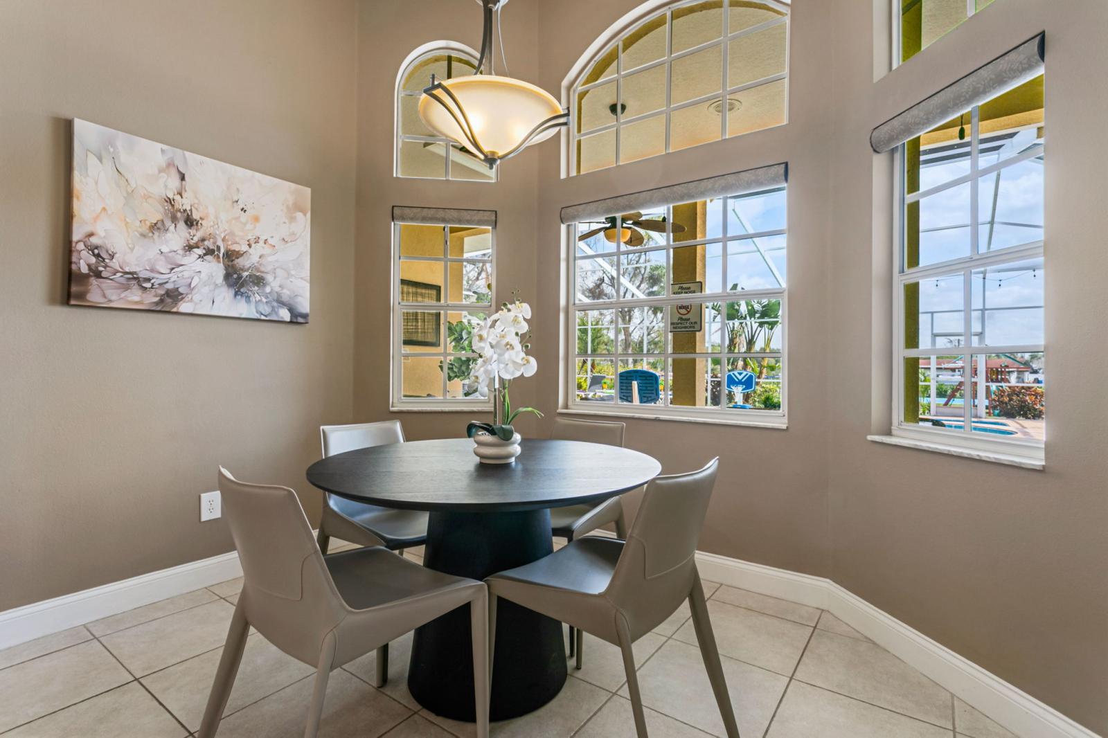 Breakfast Nook 