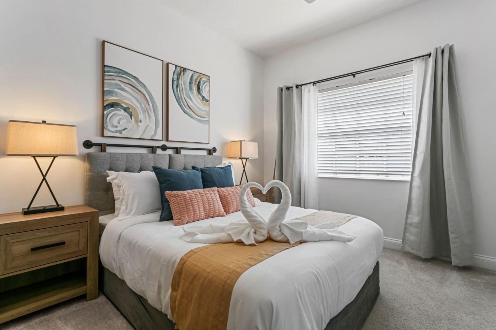 Queen Bedroom with Jack & Jill Bath
