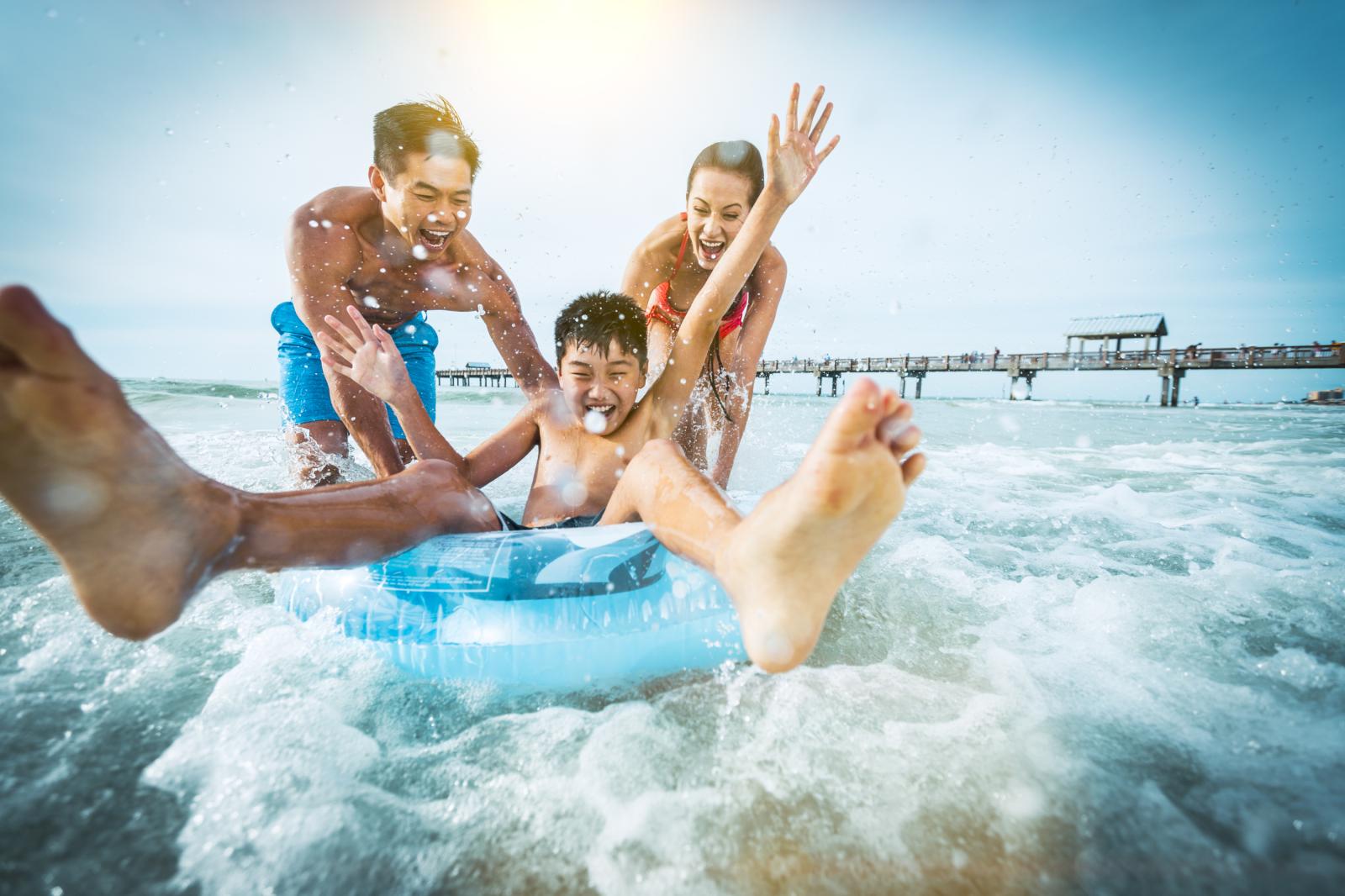 Family at Pier 60 - Clearwater Beach