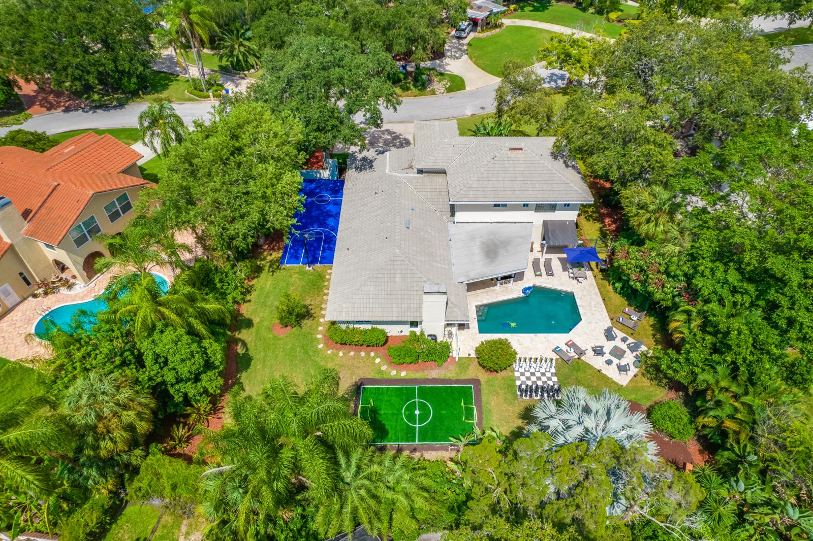 2336 kings point dr largo aerial 18 kvambv.png