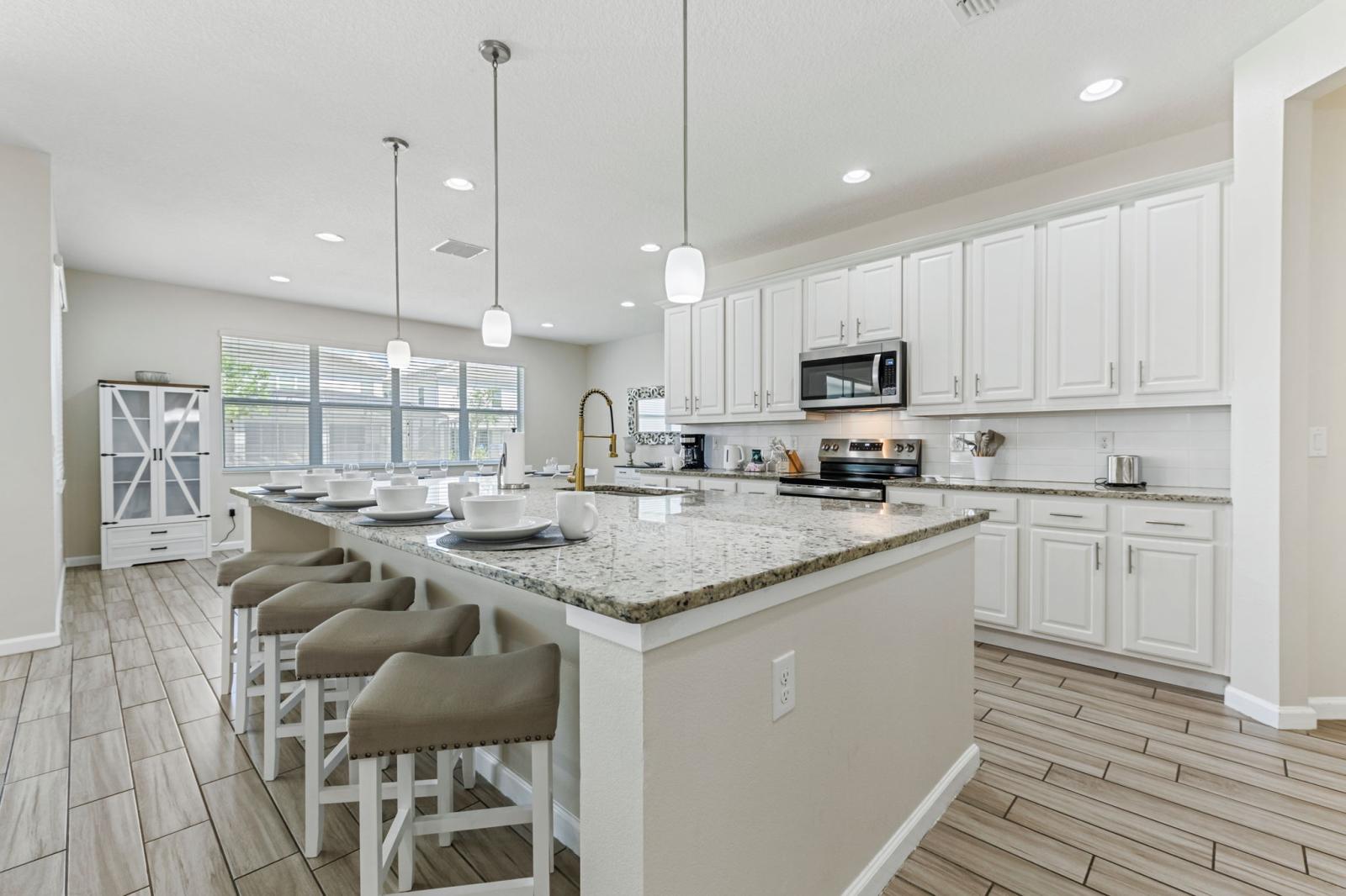 Fully equipped kitchen
