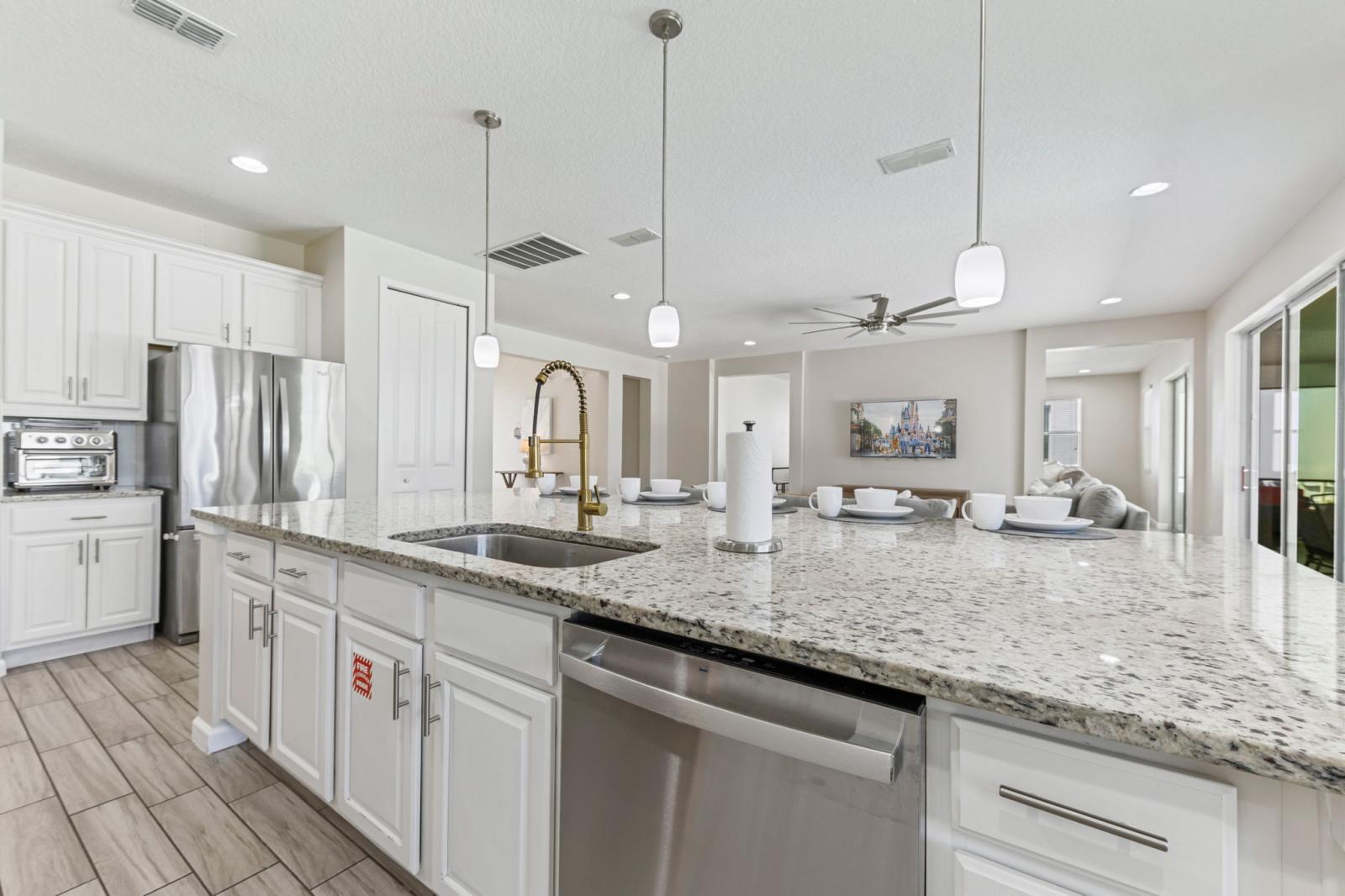Fully equipped kitchen
