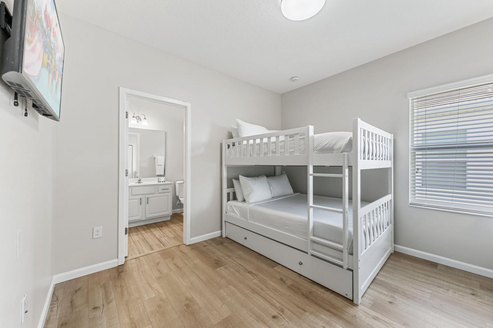 Bedroom 6 with 2 double beds and a private bathroom