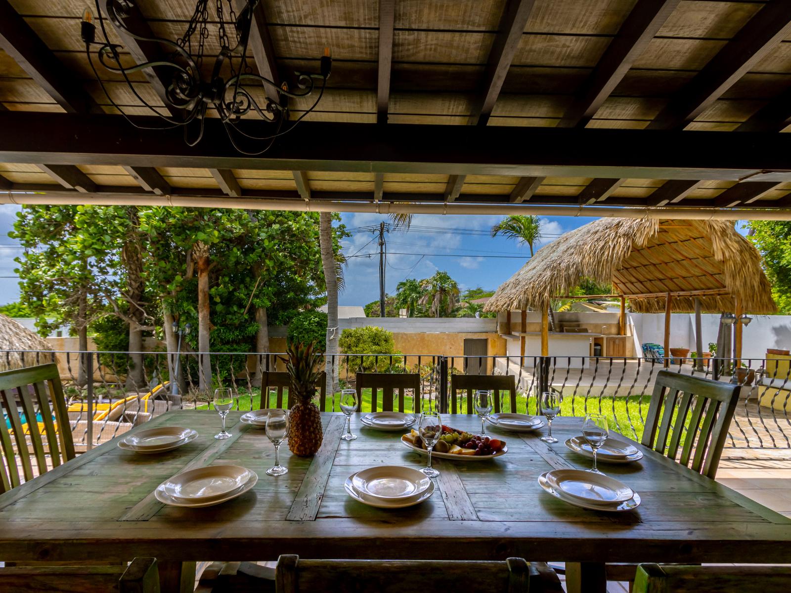 Enjoy meals outside with loved ones