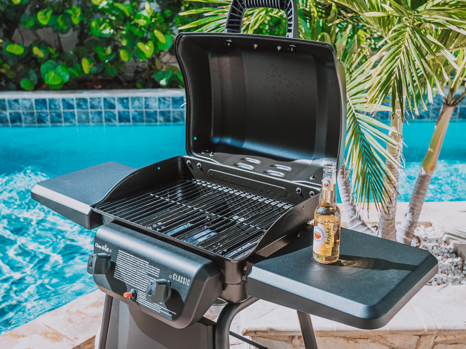 Grill like a pro at our outdoor grill! 🔥 Sizzle your favorite dishes under the open sky, surrounded by laughter and loved ones. Book now to elevate your outdoor dining experience.