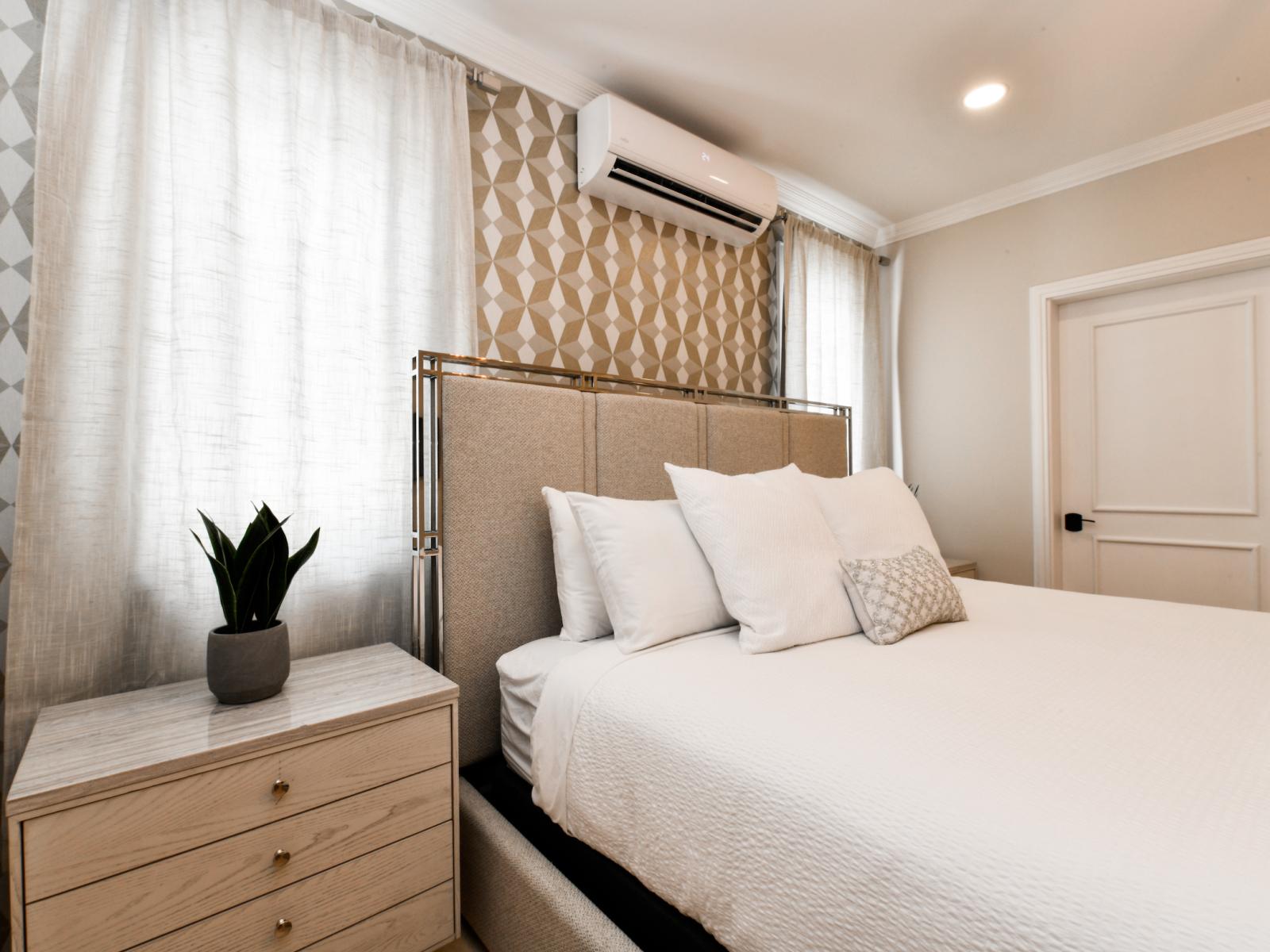 Magnificent Bedroom of the Villa in Noord Aruba - King size bed - Cohesive design aesthetic carried through from furniture to window treatments - Smart TV and Netflix - An attached bathroom