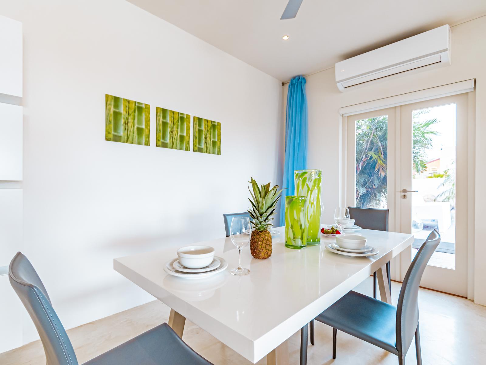 Swish kitchen and Dining Area of the Home in Santa Cruz Aruba - Kitchen with everything you would need to make a delicious meal - 4 Persons Dining - High-end finishes and refined details