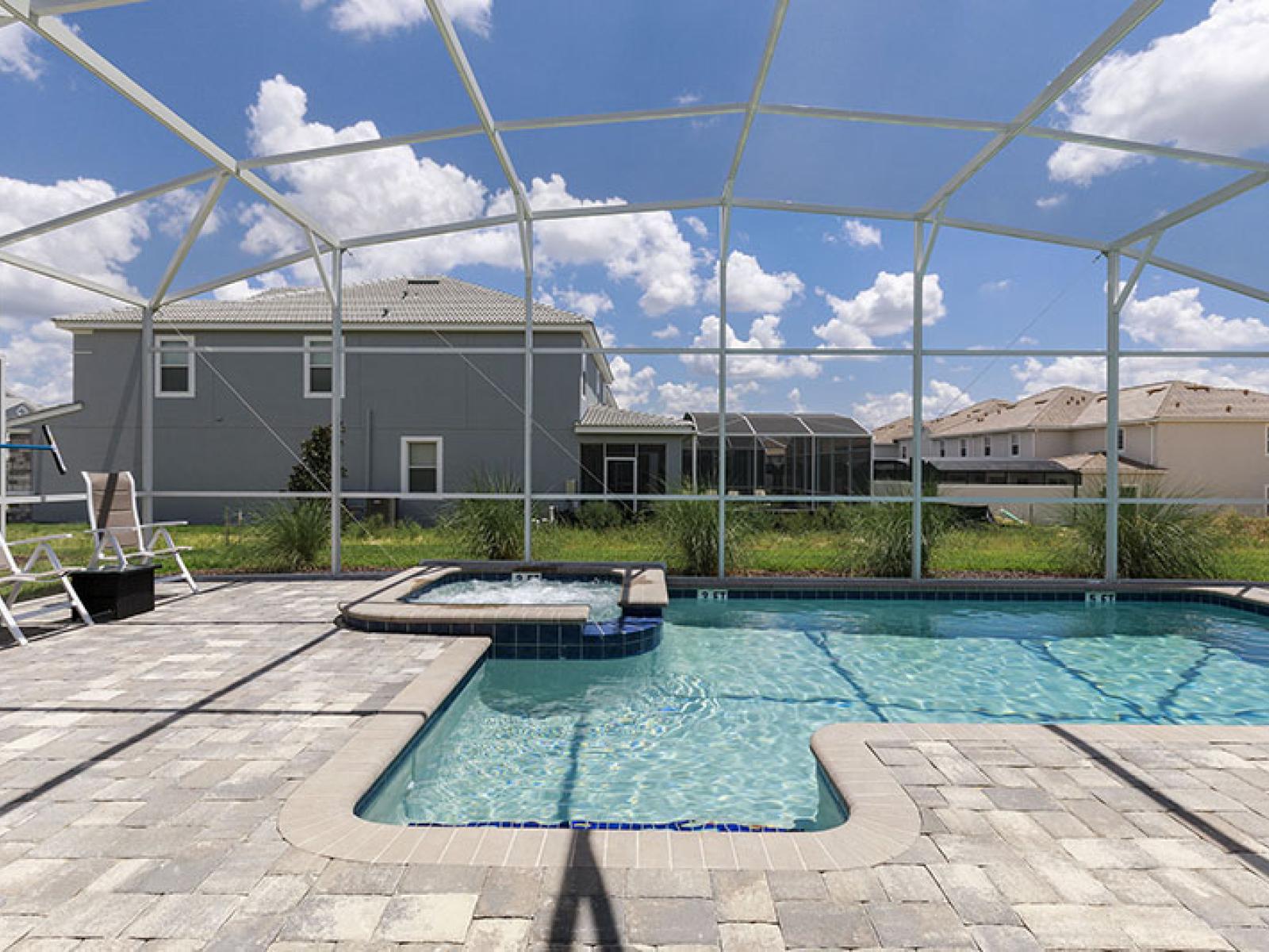 Splendid Private Pool of the Home in Davenport Florida  - Experience the epitome of relaxation in outdoor pool  - Designed for pure leisure and rejuvenation