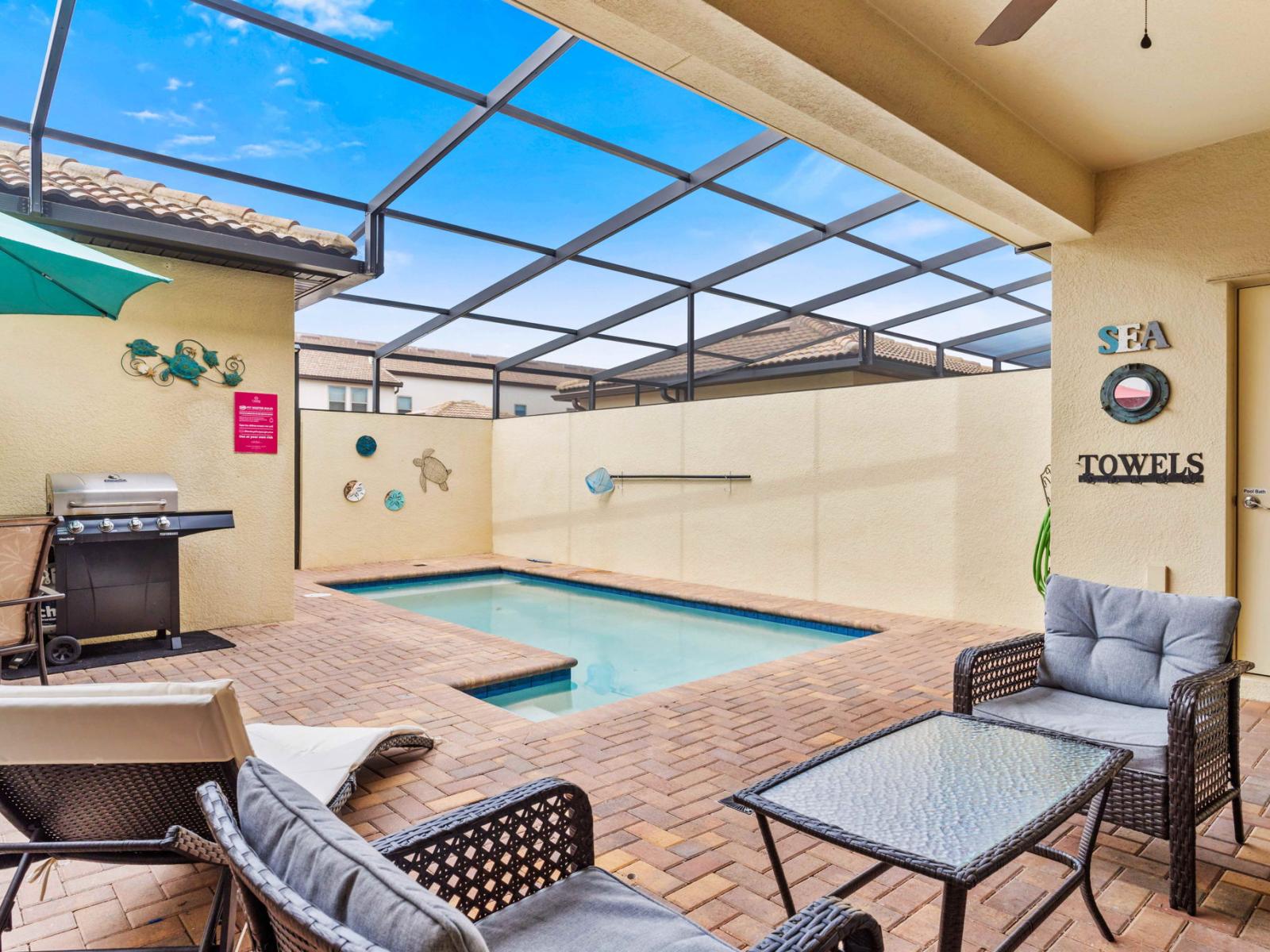 Pool deck with seating and dinning area